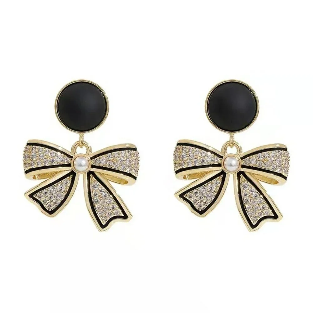 Rhinestone Bow Design Stud Earrings